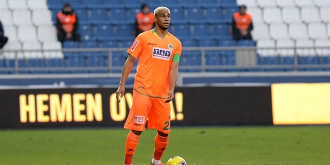 Alanyaspor'un futbolcuları kapış kapış gidiyor