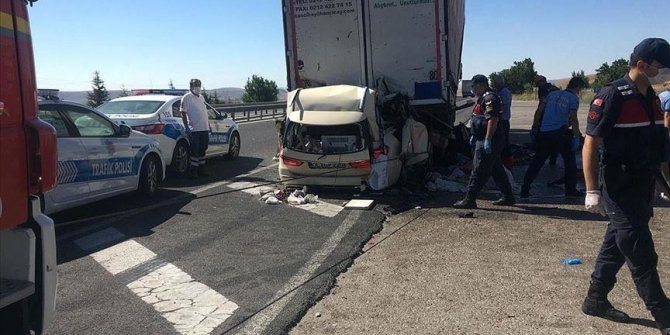 Turkey: 5 die in traffic accident in capital Ankara