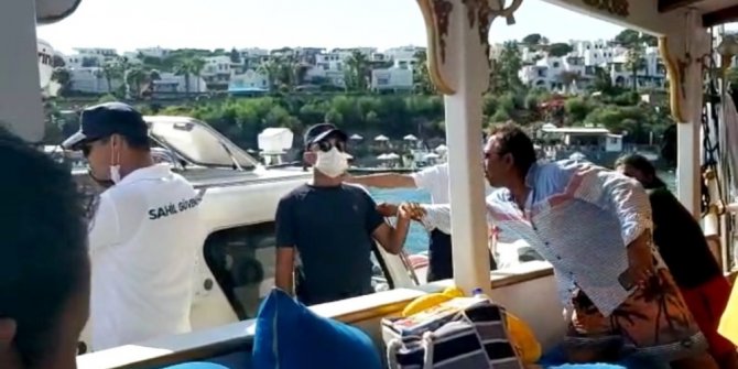 Fazla yolcu alan tekneye Sahil Güvenlik ekipleri müdahale etti