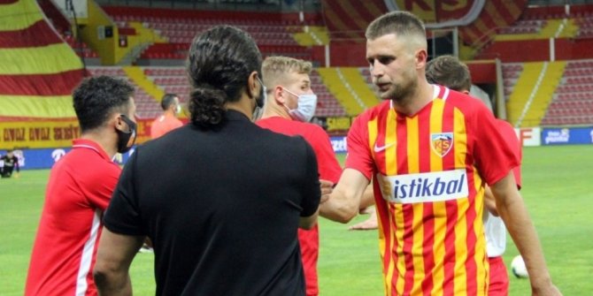 Kayserispor 97 kez oyuncu değiştirdi