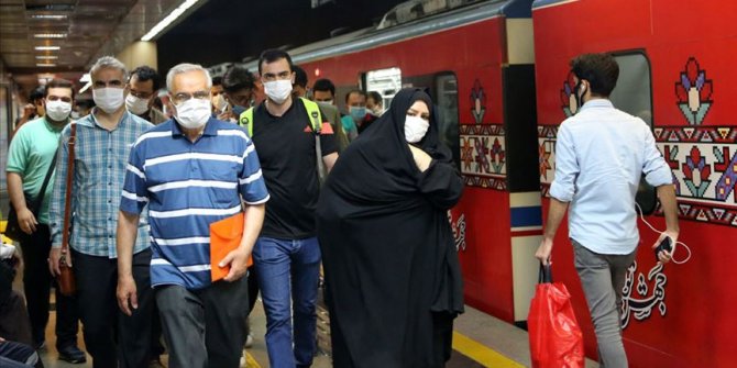 İran'da Kovid-19 nedeniyle son 24 saatte 212 kişi hayatını kaybetti