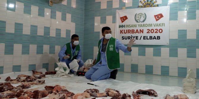 İHH, Suriyeli siviller için 8 bin 234 hisse kurban kesti