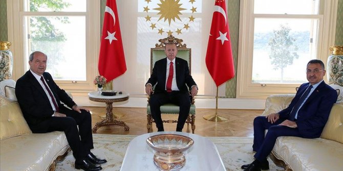 Turquie : le Président Erdogan reçoit le PM chypriote turc, Tatar