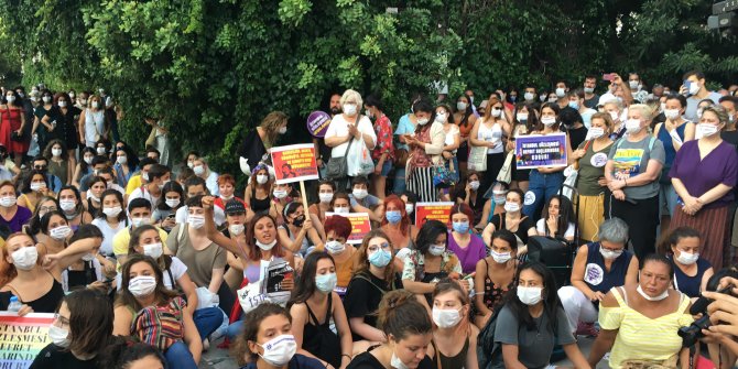 İstanbul Sözleşmesi eyleminde 16 kişi gözaltına alındı