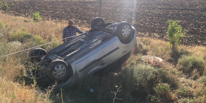 Konya’da otomobil takla attı: 2 yaralı