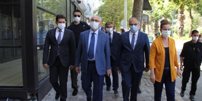 İzmir’de en kapsamlı korona virüs denetimi yapılıyor