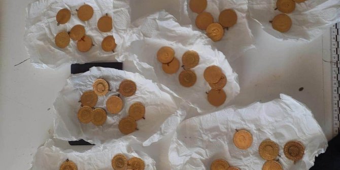 Kayboldu zannettiği 60 altın, çantasının astarından çıktı