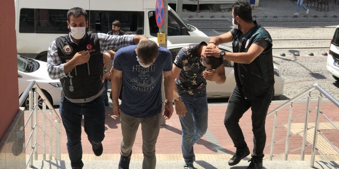Kocaeli'de uyuşturucu operasyonunda yakalanan 7 şüpheliden 5'i tutuklandı