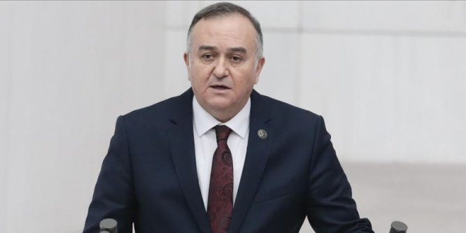 "CHP'nin sosyal medya düzenlemesini 'sansür' olarak nitelendirmesi trajikomik bir durum"