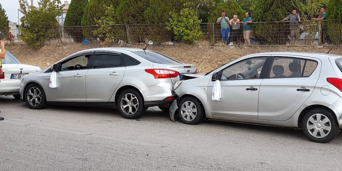 Edirne’de düğün konvoyunda zincirleme kaza: 2 yaralı