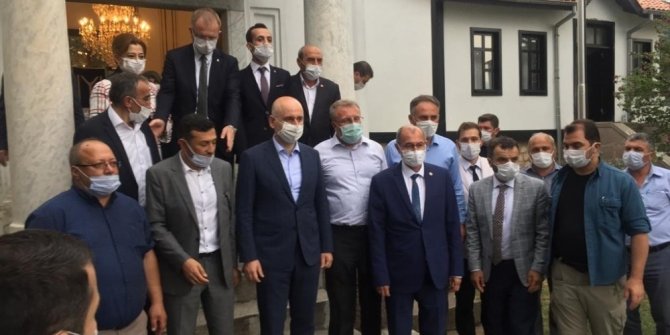 Ulaştırma ve Altyapı Bakanı Karaismailoğlu, Hayme Ana’nın türbesini ziyaret etti