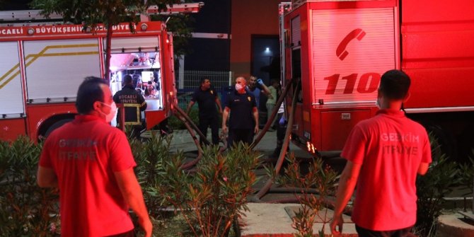 Kocaeli’de fabrika yangını