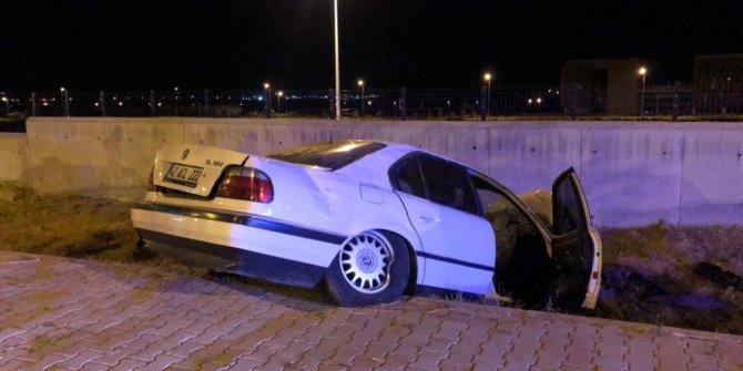 Otomobil takla attı: 2 yaralı