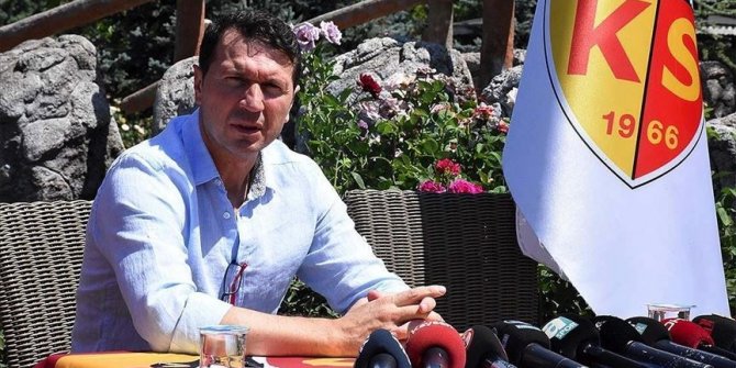 Kayserispor'da Bayram Bektaş teknik ekibini belirledi