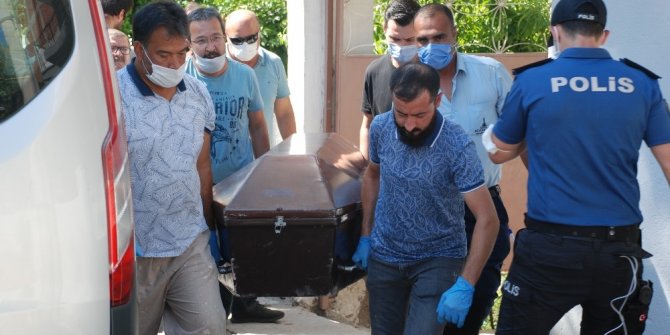İzmir'de eski eşini boğarak öldüren zanlı polise teslim oldu