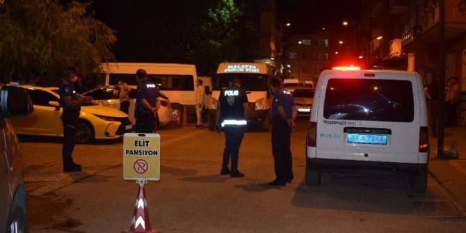 Malatya’da taksi durağına silahlı saldırı: 1 yaralı