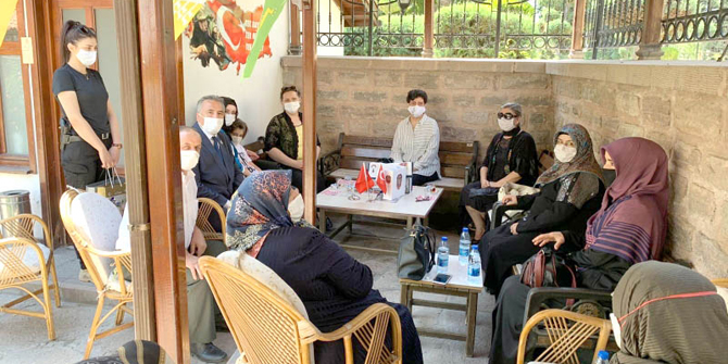 Konya protokol eşlerinden Şehit Aileleri ve Gazilere ziyaret