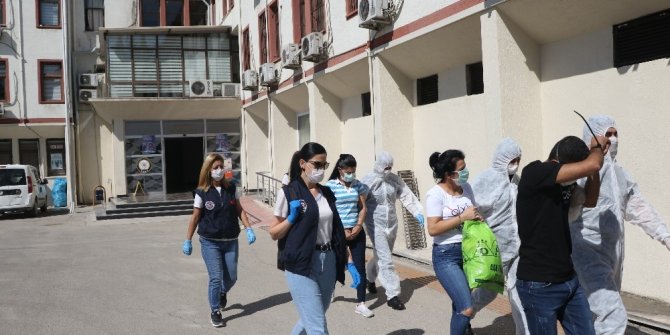 Zorla fuhuş yaptıranlara ’koli’ operasyonu: 80 gözaltı