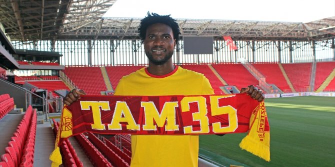 Göztepe, Nijeryalı golcü Brown Ideye'yi transfer etti