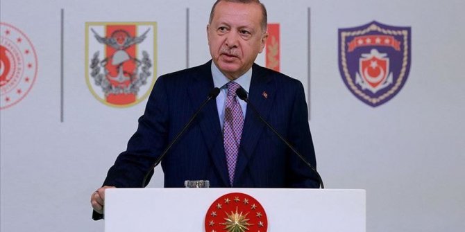 Turkey proceeds resolutely in defense industry: Erdogan