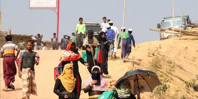 Rohingya mark genocide anniversary with silent prayers