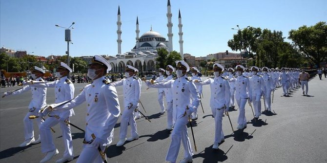 Turska: U Ankari vojna parada povodom Dana pobjede