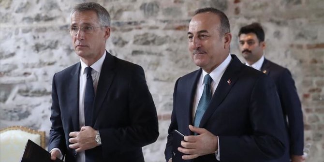 Top Turkish diplomat, NATO chief discuss E.Med