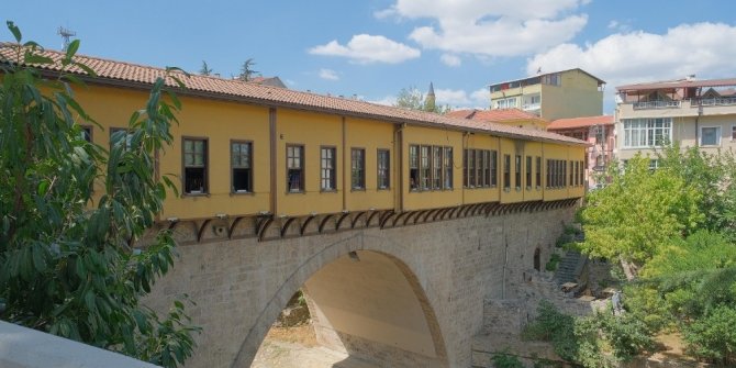 Irgandı Köprüsü’ne turistik düzenleme