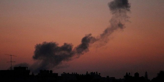 Tartışmalı anlaşmalar imzalanırken Gazze'den İsrail'e roket atıldı: 2 yaralı