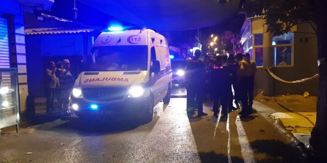 İzmir'de silahlı kavga: 1 ölü, 3 yaralı