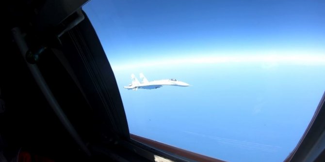 Rus keşif uçağı, Karadeniz üzerinde 5 saatlik uçuş yaptı