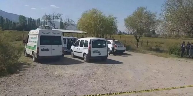 Evlilik hazırlığı yaptığı kadın ile annesini öldürüp intihar etti