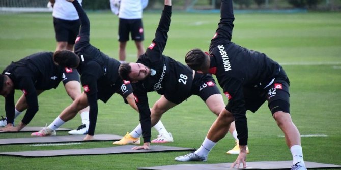 Konyaspor'da Beşiktaş maçının hazırlıkları başladı