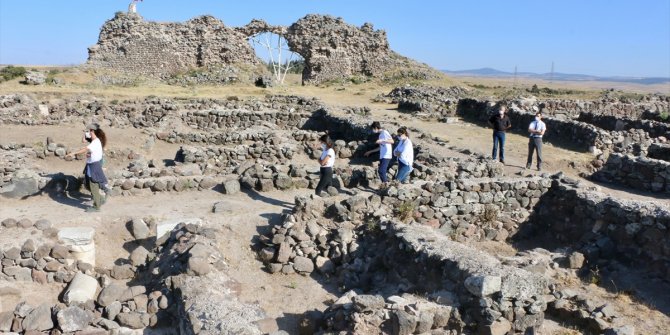 Osmanlı'nın ilk hutbesinin okunduğu mescidin izlerini arıyorlar