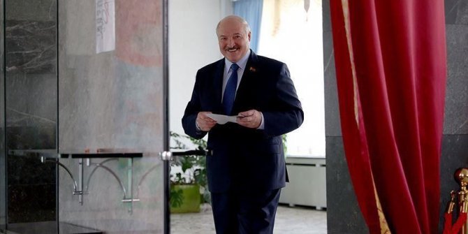 Ukraine says Lukashenko not 'legitimate' Belarus leader