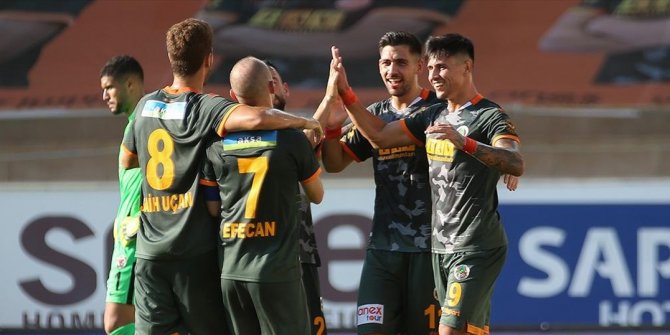 Alanyaspor performansıyla göz dolduruyor