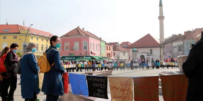 Okupljanje majki Srebrenice u Tuzli: Strahujemo da ponovo ne pobijede negatori genocida