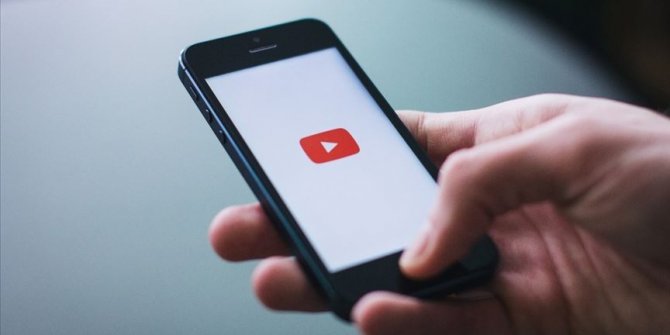 Youtube, Kovid-19 aşısı hakkında yanıltıcı bilgi veren videoları engelleyecek