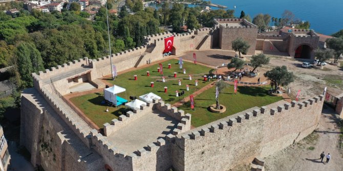 1400 yıllık Hereke Kalesi kapılarını açtı