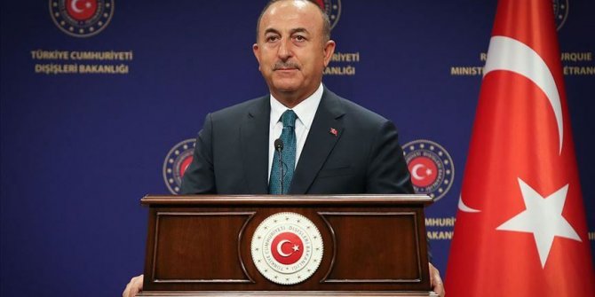 Cavusoglu: Armenija čini ratne zločine i ubija civile