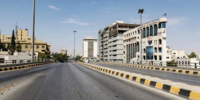 Ürdün'de yıl sonuna kadar cuma günleri sokağa çıkmak yasaklandı