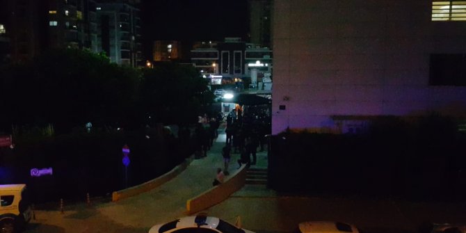 İzmir'de iki grup arasında silahlı kavga: 1 ölü, 1 yaralı