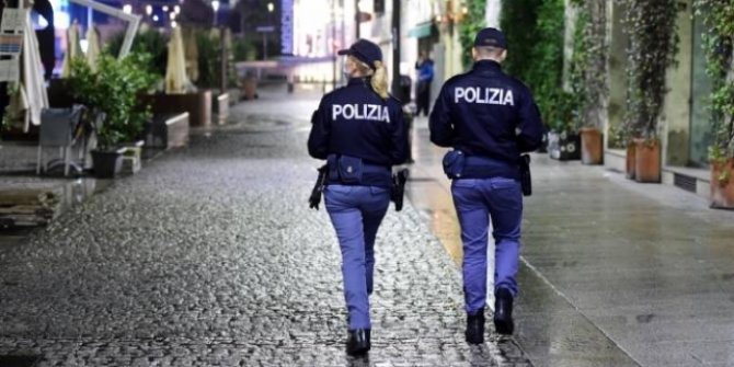 İtalya'da sokağa çıkma yasağı olaylı başladı