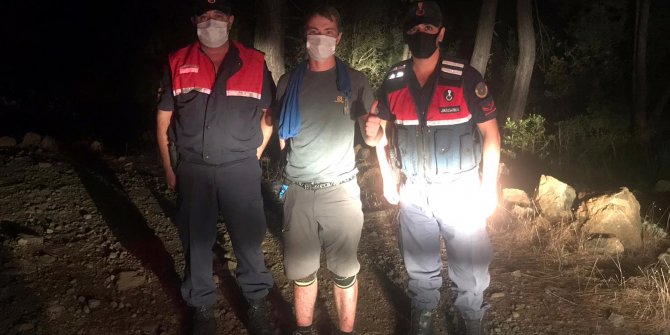 Likya Yolu'nda kaybolan Ukraynalı turisti jandarma buldu