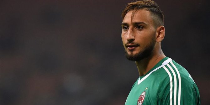 Milan'da 2'si oyuncu 5 kişi Kovid-19'a yakalandı