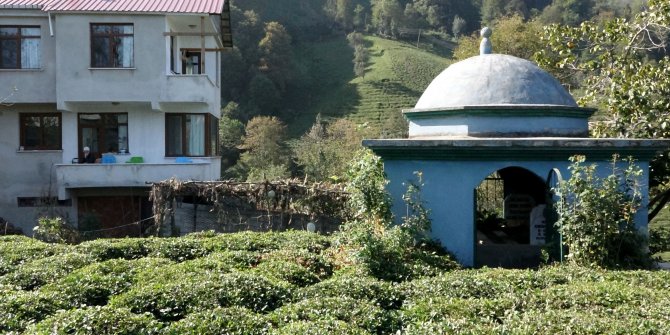 Ölmeden kendine türbe gibi mezar yaptırdı