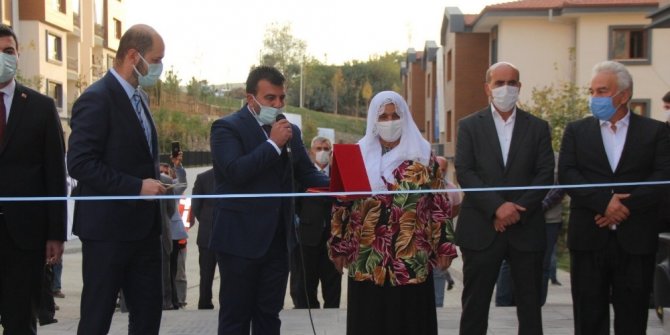 Cumhurbaşkanı Erdoğan’ın evine gelme sözü verdiği yaşlı kadının tek isteği fotoğraf