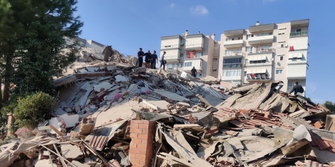 Azerbaycan'dan İzmir'deki deprem için destek mesajı!