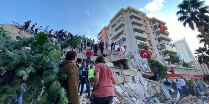 Spor camiasından İzmir'deki deprem için "geçmiş olsun" mesajları