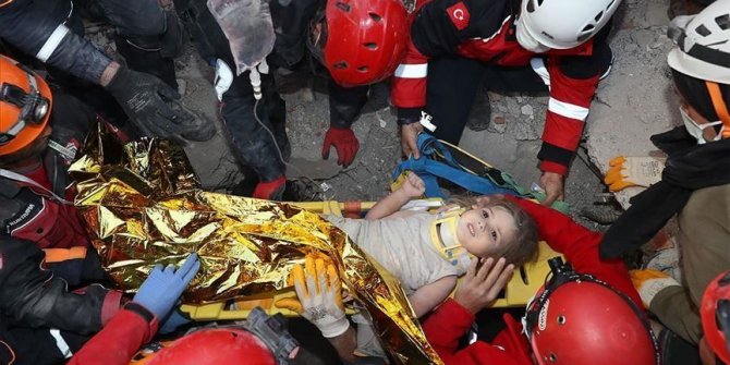 Turkey: Little girl rescued 91 hours after quake